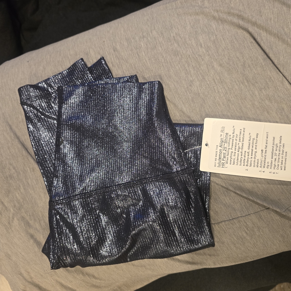 lululemon Align™ High-Rise Ribbed Pant 25"
Shine Sz 4 Radiate Foil Print Black N